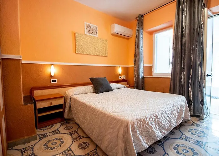 Hotel Junior Village Forio di Ischia
