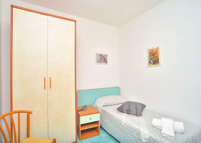 Junior Village 3*