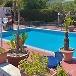 Junior Village Hotel