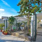 Junior Village 3*