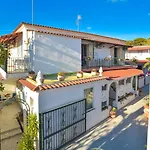 Junior Village Hotel 3*
