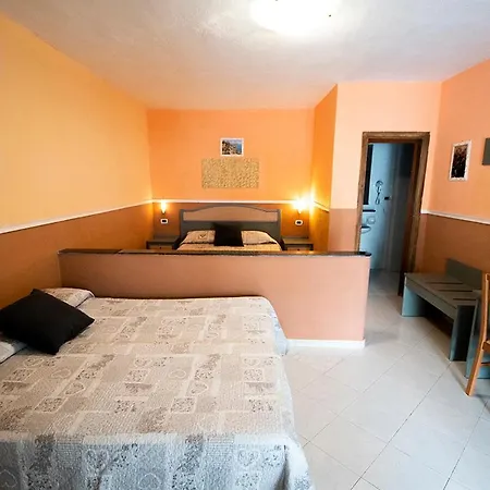 Hotel Junior Village Forio (Isola d'Ischia)