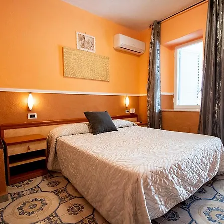 Hotel Junior Village Forio (Isola d'Ischia)