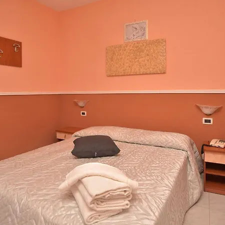 Junior Village Hotel
