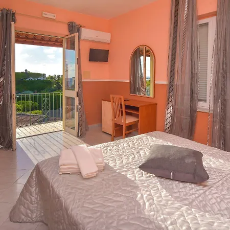 Junior Hotel Village 3* Forio di Ischia
