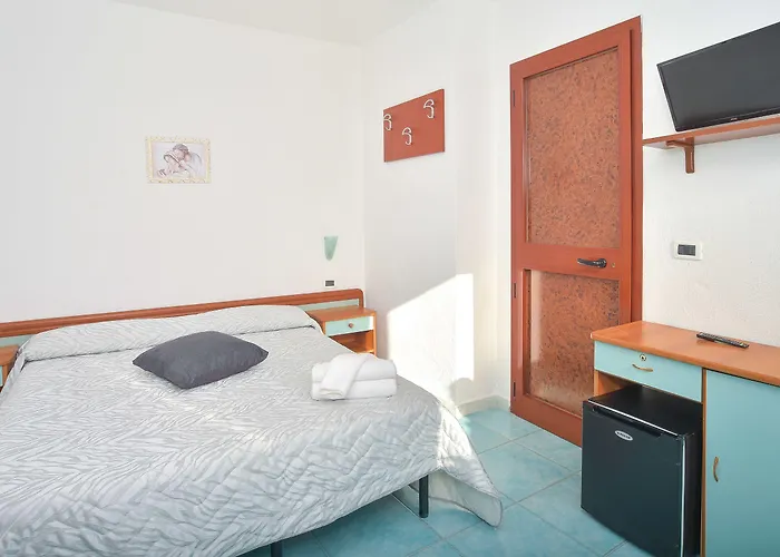 Ξενοδοχείο Junior Village 3*